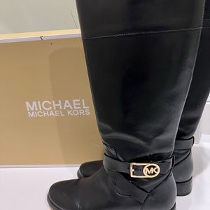 Michael Kors Boots. Black size 7